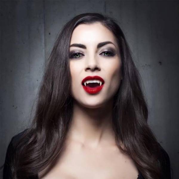 Leeanna Vamp